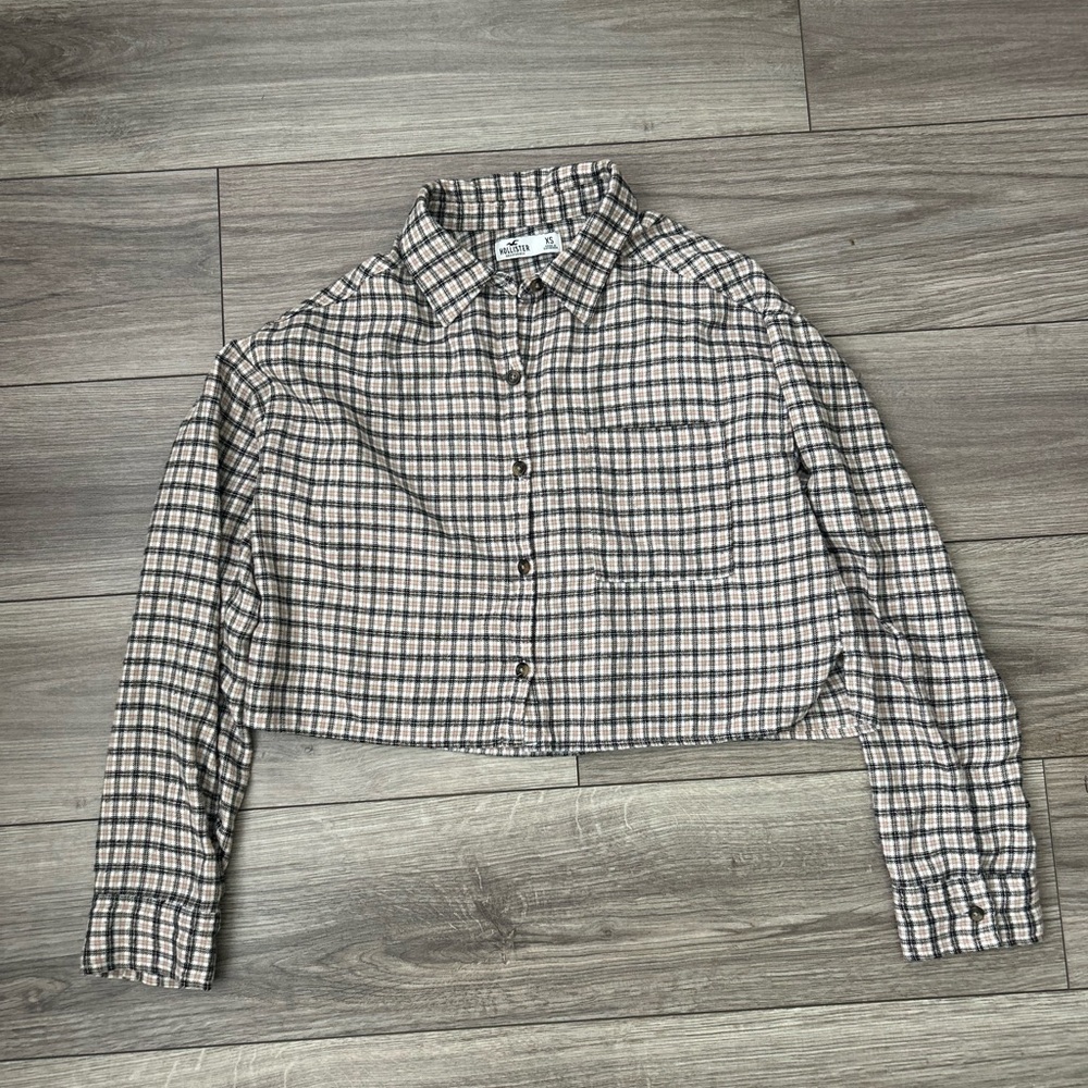 Holster cropped plaid women’s soft button up shirt